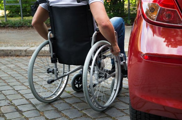 Taxi adapté au transport de personnes à mobilité réduite à Olliergues et sa région